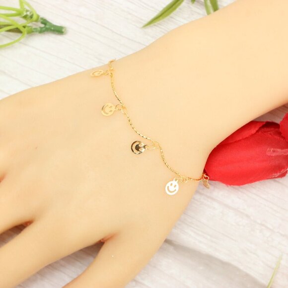 "Trendy Handmade Bracelet – A Thoughtful Gift for Girls & Women | UNVRC1038 - Picture 5 of 10